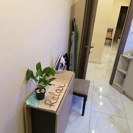 Phidias House Apartment